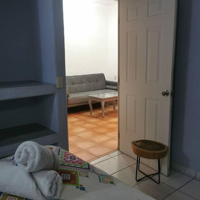 1 Bedroom Apt With Ac , Tv , Wi-Fi Near Dt And Beach Zihuatanejo Exterior photo